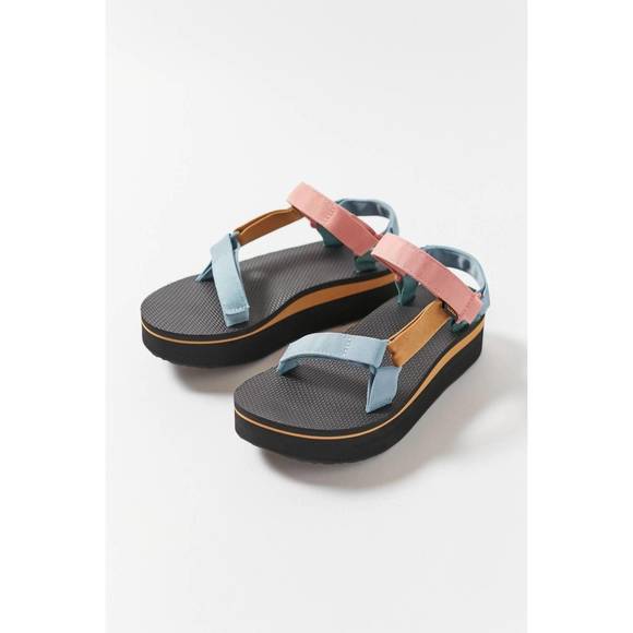 NEW TEVA women's flatform universal sandal in light multi - Picture 4 of 4